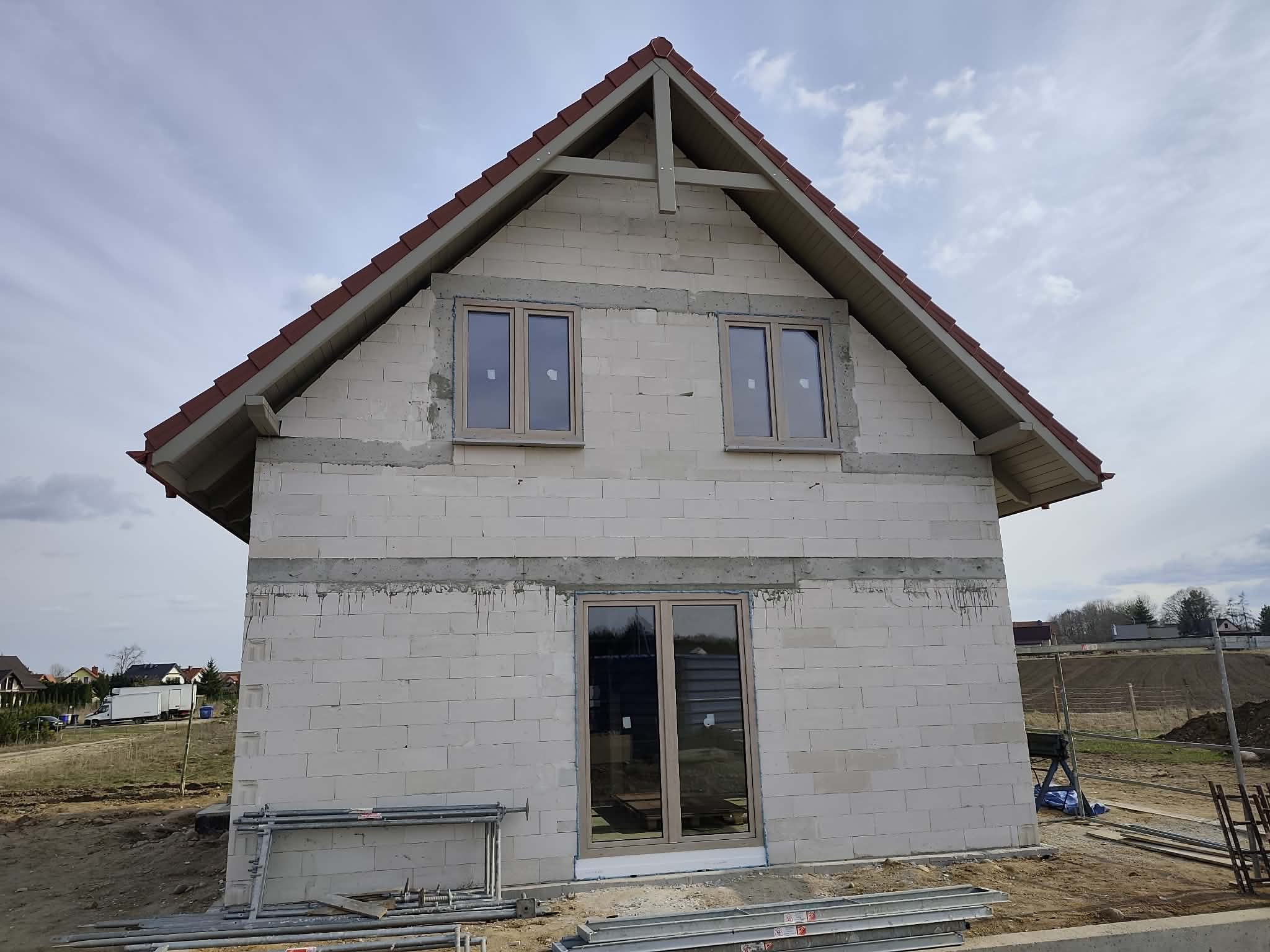 Okna na dwóch kondygnacjach